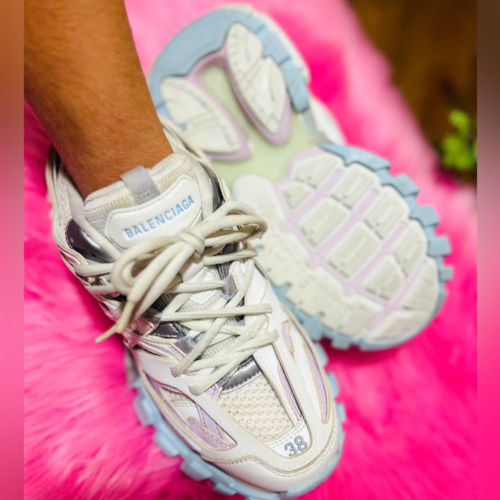 Authentic Balenciaga Trackstars in pastel colors Great Condition!